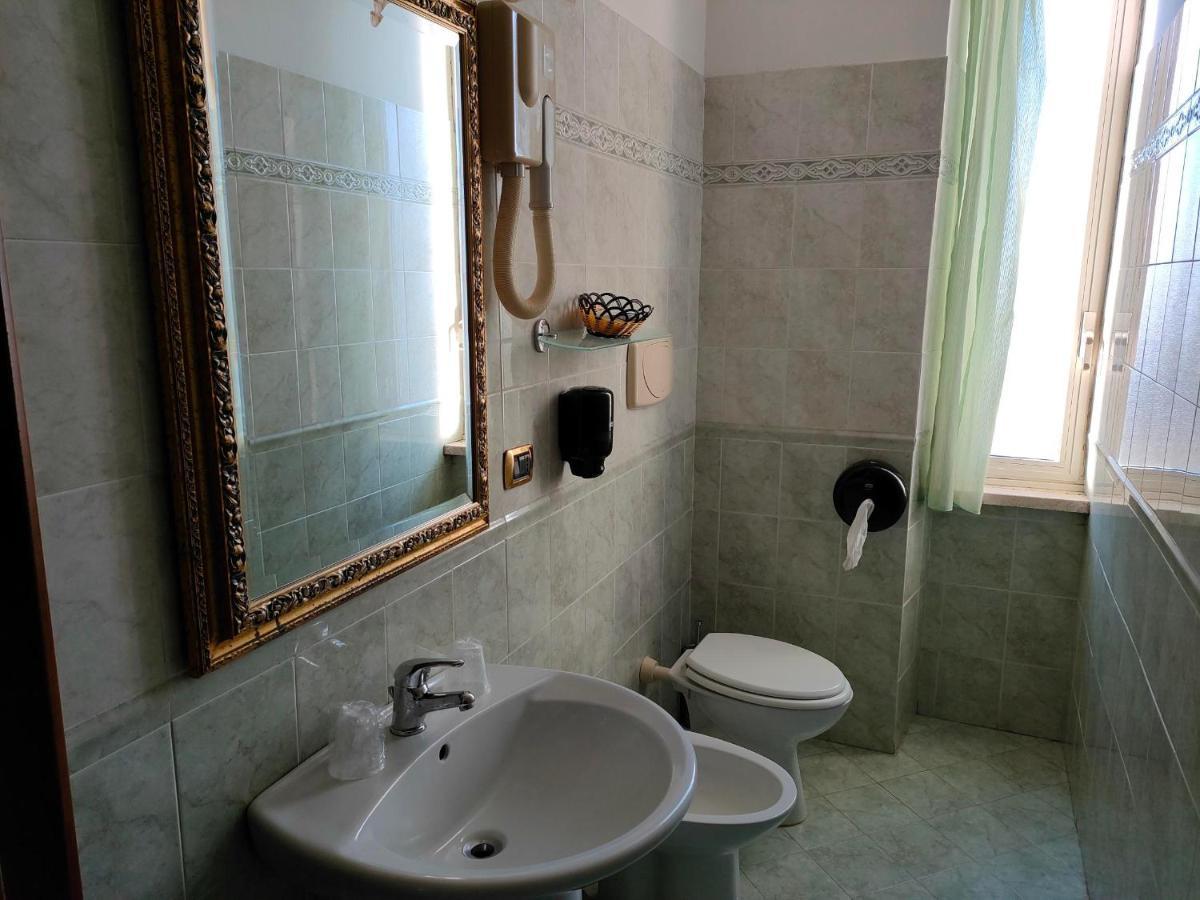 Hotel Parco Dei Principi อันซีโอ ภายนอก รูปภาพ